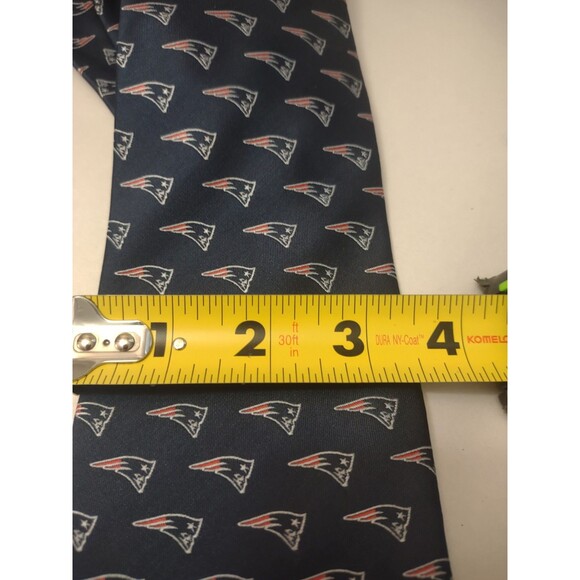 New England Patriots Men’s Tie NFL Football Team Neck Tie - Picture 6 of 6